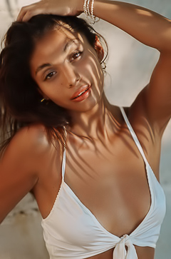 Carolina Reyes International Model Looking Hot