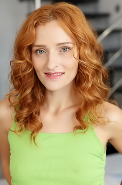 Lucianna Lucci Taking With Her Plump Twat And Her Lovely Slim Body