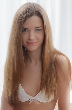 Beautiful Naked Teen Fanni O