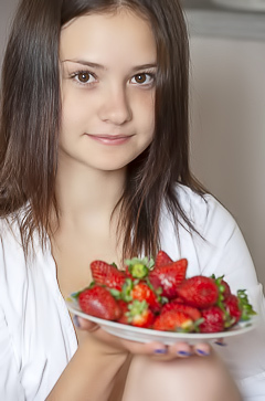 Matty Exposing The Intricate Contours Of Her Lush-lipped Pussy