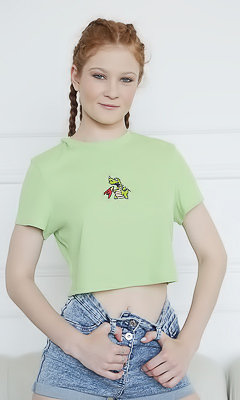 Foxy Sofilie Erotic Message In Her Sexy Blue Eyes Is Unmistakeable